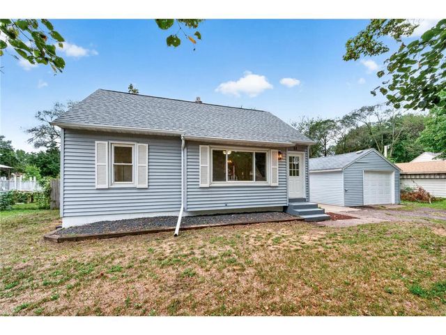 11 Edge Drive, Circle Pines, MN 55014