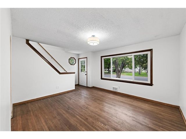 11 Edge Drive, Circle Pines, MN 55014