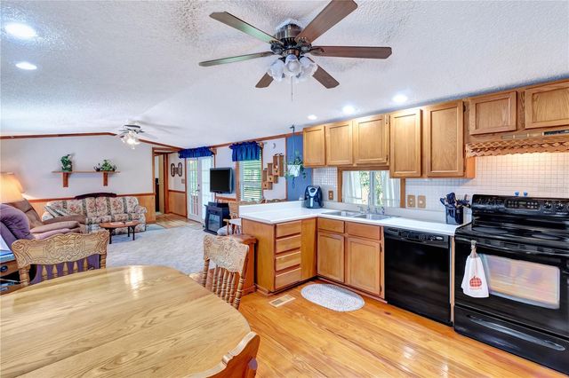 15423 NAVAHO TRAIL, Eustis, FL 32726