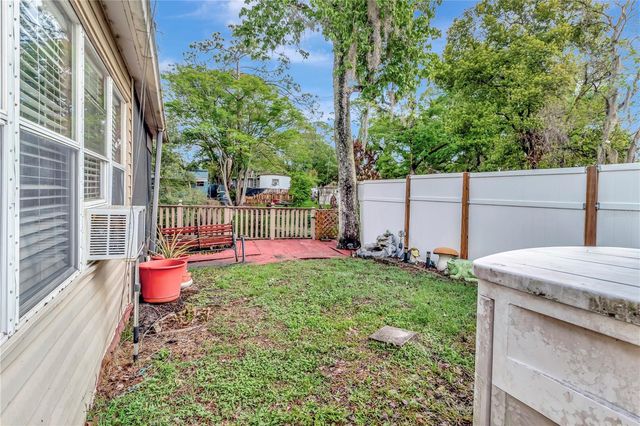 15423 NAVAHO TRAIL, Eustis, FL 32726