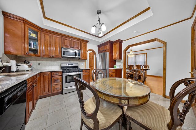 186-32 Avon Road, Jamaica Estates, NY 11432