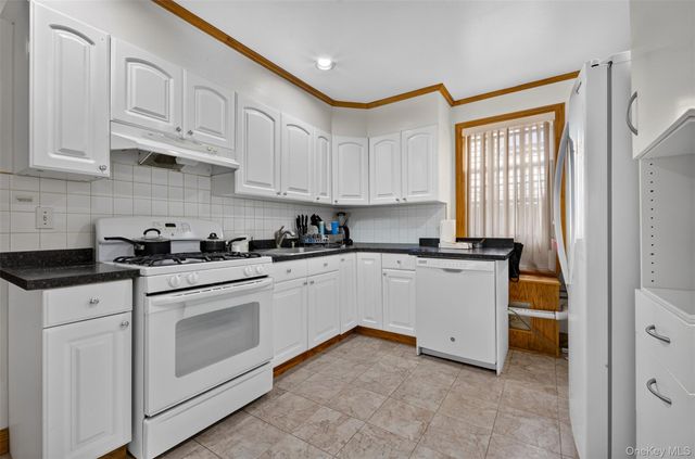 186-32 Avon Road, Jamaica Estates, NY 11432