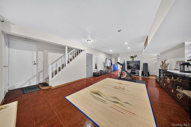 186-32 Avon Road, Jamaica Estates, NY 11432