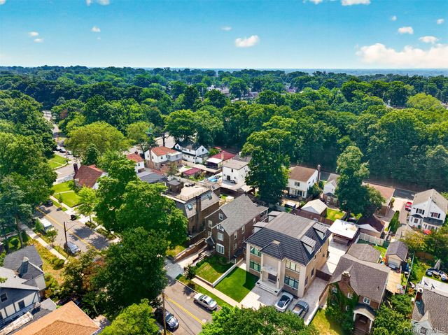 186-32 Avon Road, Jamaica Estates, NY 11432