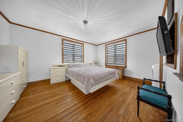 186-32 Avon Road, Jamaica Estates, NY 11432