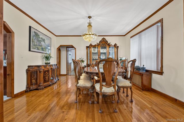 186-32 Avon Road, Jamaica Estates, NY 11432