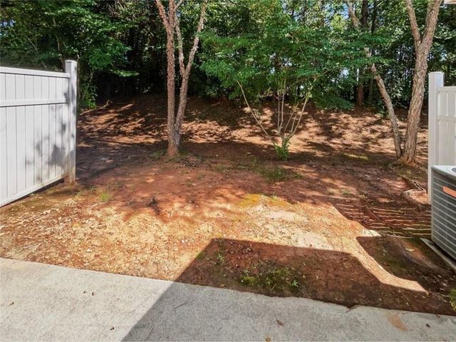 5823 Strathmoor Manor Circle, Lithonia, GA 30058