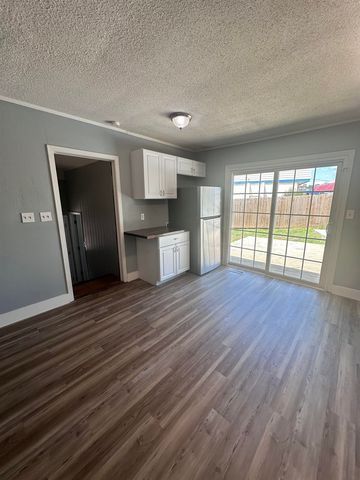 2030 Harold Court, Tallahassee, FL 32304