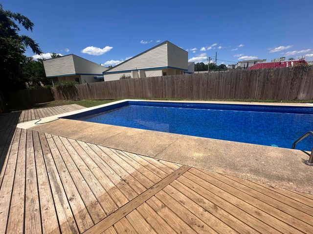 2030 Harold Court, Tallahassee, FL 32304