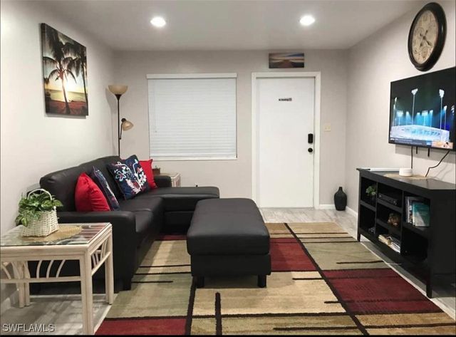 1136 Michigan AVE, Naples, FL 34103