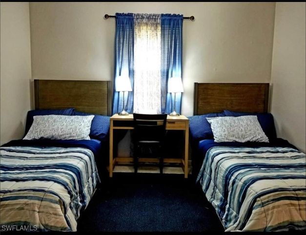 1136 Michigan AVE, Naples, FL 34103