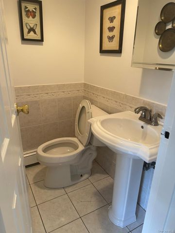 126 Roosevelt Drive, West Haverstraw, NY 10993