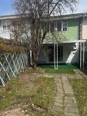 126 Roosevelt Drive, West Haverstraw, NY 10993