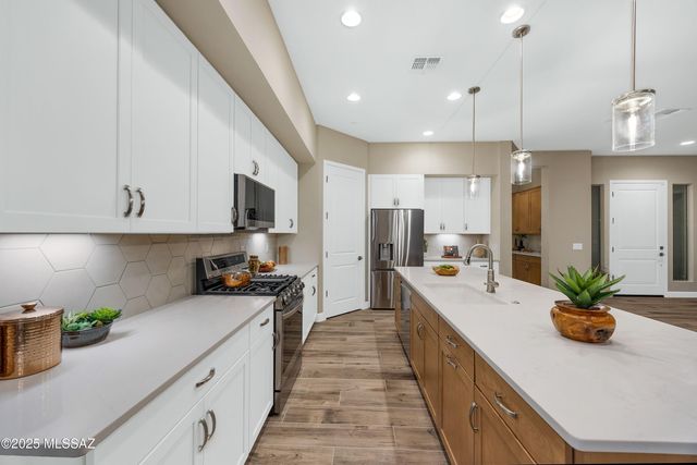 13354 E Fourr Ranch Place, Vail, AZ 85641