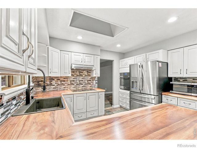 2502 Courtney Drive, Loveland, CO 80537