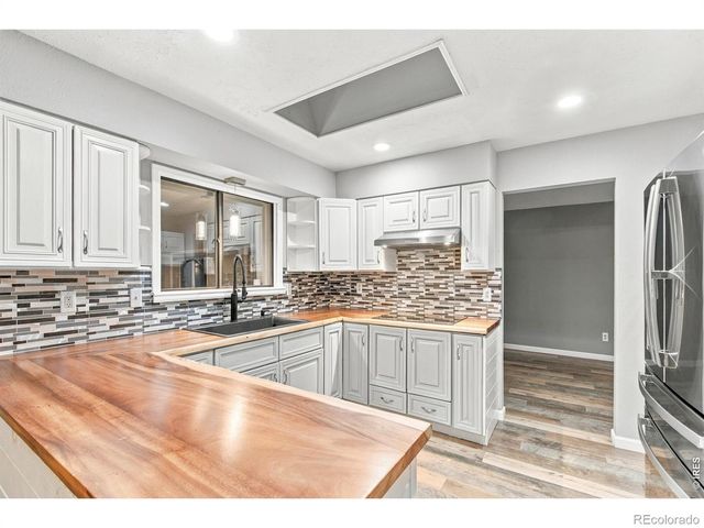 2502 Courtney Drive, Loveland, CO 80537