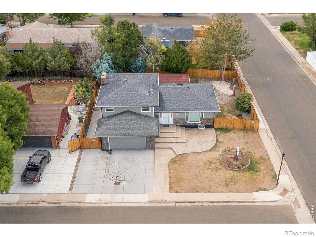 2502 Courtney Drive, Loveland, CO 80537