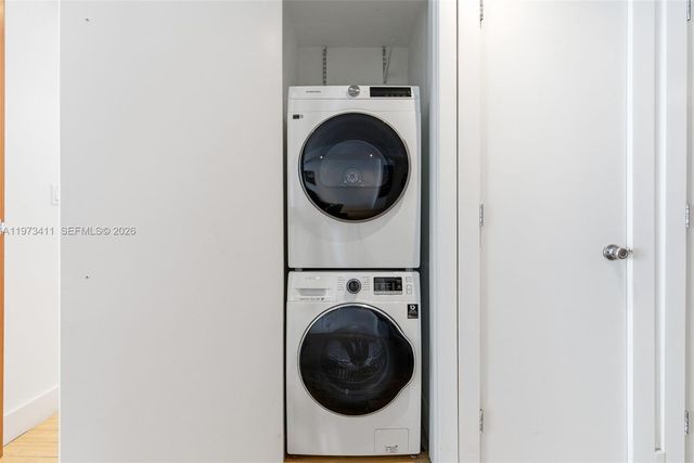 448 Ocean Dr 303, Miami Beach, FL 33139