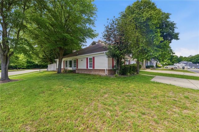 103 Songbird TRL, Yorktown, VA 23692