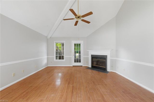 103 Songbird TRL, Yorktown, VA 23692