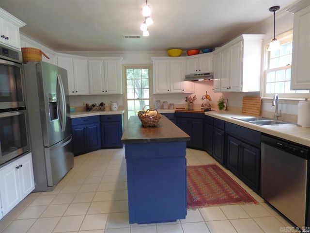 1410 Shady Grove Road, Hot Springs, AR 71901