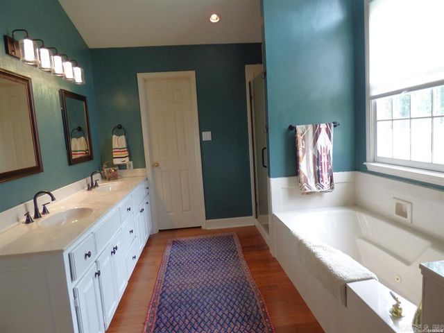 1410 Shady Grove Road, Hot Springs, AR 71901