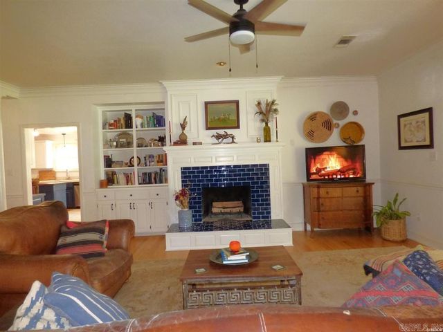 1410 Shady Grove Road, Hot Springs, AR 71901