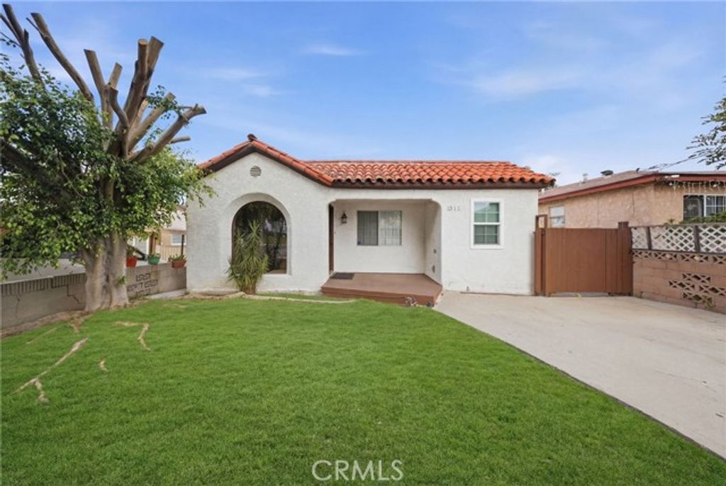 1311 W R, Wilmington (los Angeles), CA 90744