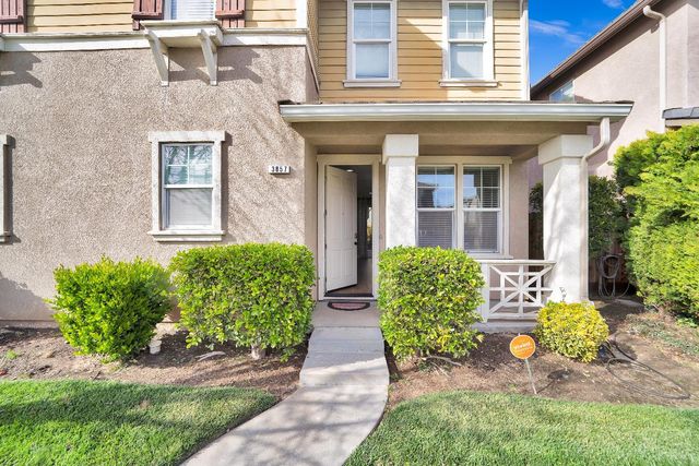 3857 Purple Finch Ln, Modesto, CA 95355