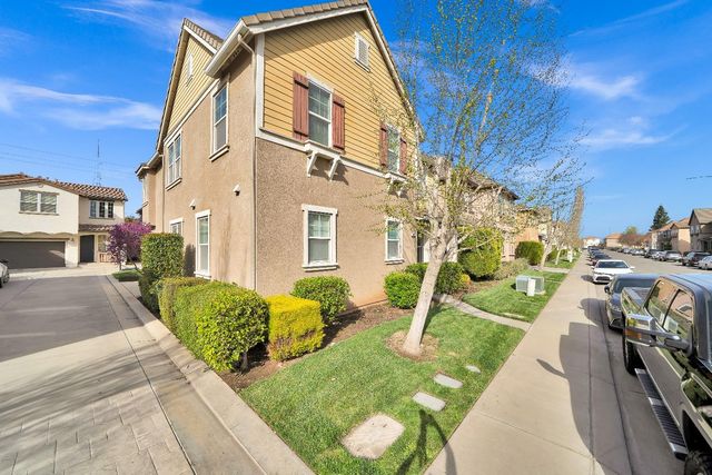 3857 Purple Finch Ln, Modesto, CA 95355