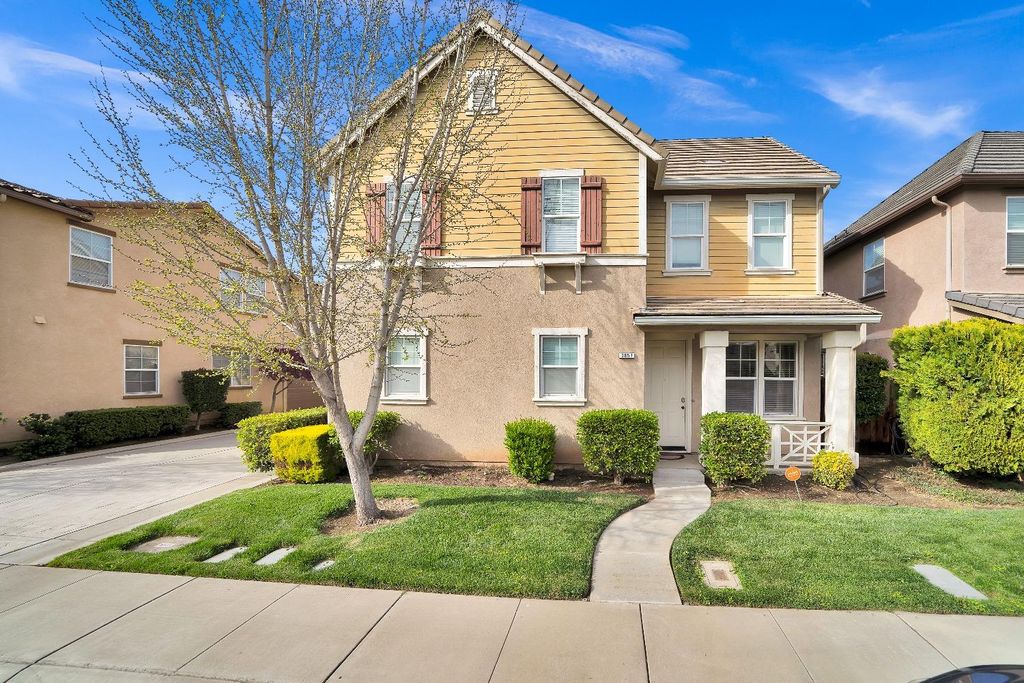 3857 Purple Finch Ln, Modesto, CA 95355