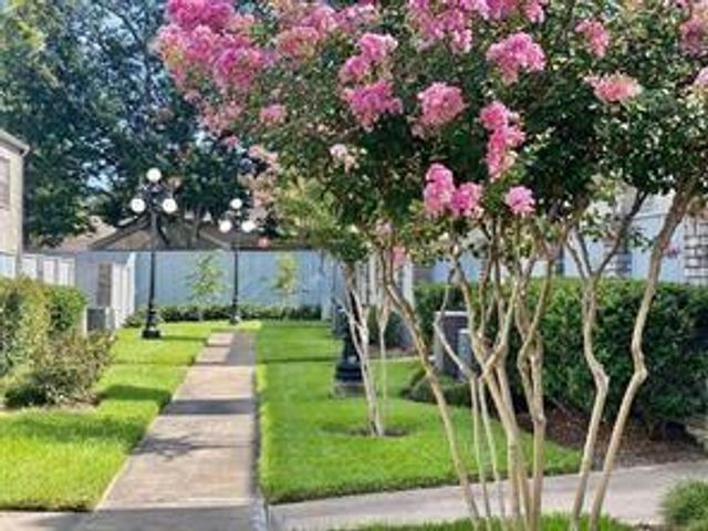 632 Wilcrest Drive 632, Houston, TX 77042