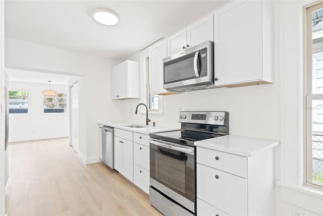 4550 21ST STREET N, St Petersburg, FL 33714