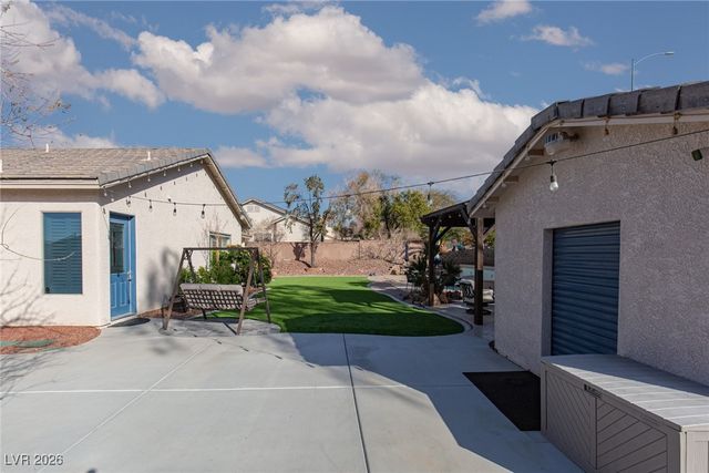 820 Market Crest Drive, Las Vegas, NV 89110