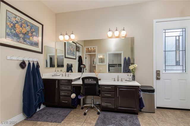 820 Market Crest Drive, Las Vegas, NV 89110