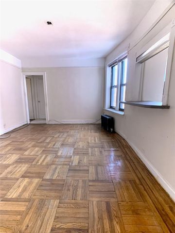 755 Oakland Place 2E, Bronx, NY 10457