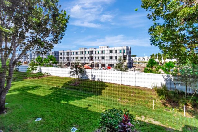 4248 Deste Court 202, Lake Worth, FL 33467