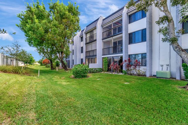 4248 Deste Court 202, Lake Worth, FL 33467