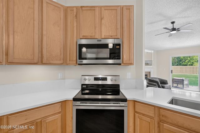 97 ZACHARY Drive N, Jacksonville, FL 32218