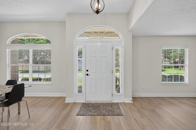97 ZACHARY Drive N, Jacksonville, FL 32218