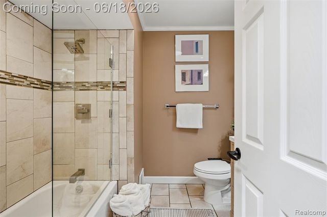 25531 Crystal Spring Court, Farmington, MI 48336