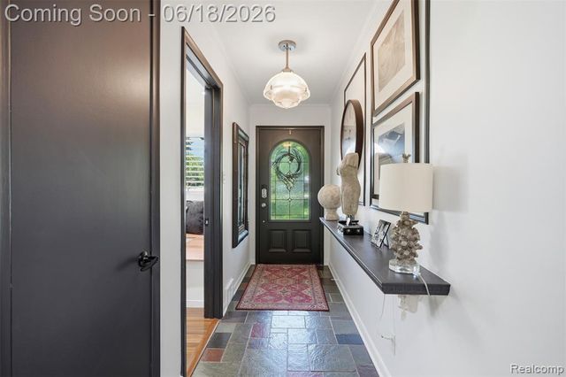 25531 Crystal Spring Court, Farmington, MI 48336