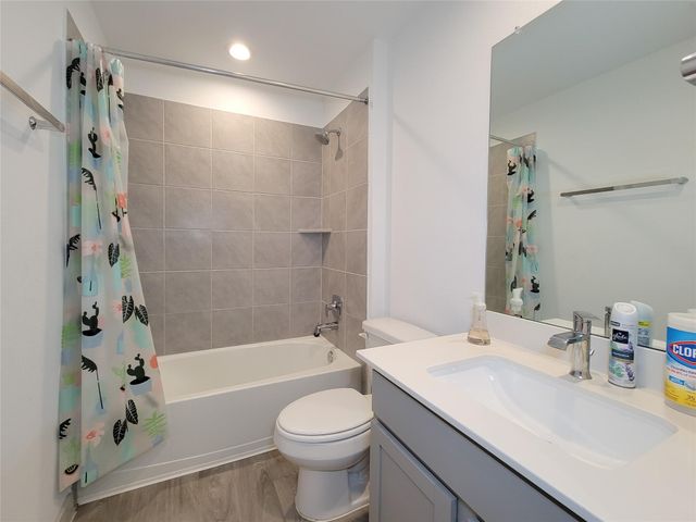 7919 Grey Wolfe Lane, Rosharon, TX 77583