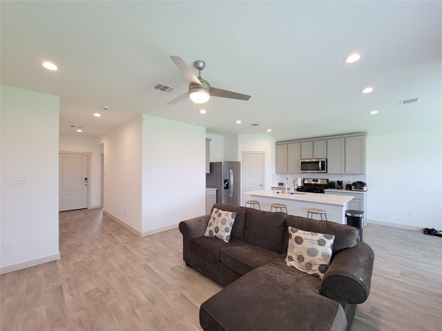 7919 Grey Wolfe Lane, Rosharon, TX 77583