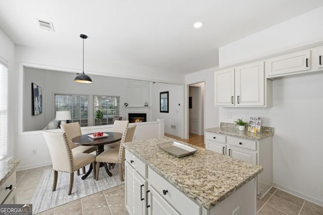 3419 Hampreston Way NW, Kennesaw, GA 30144