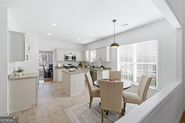 3419 Hampreston Way NW, Kennesaw, GA 30144