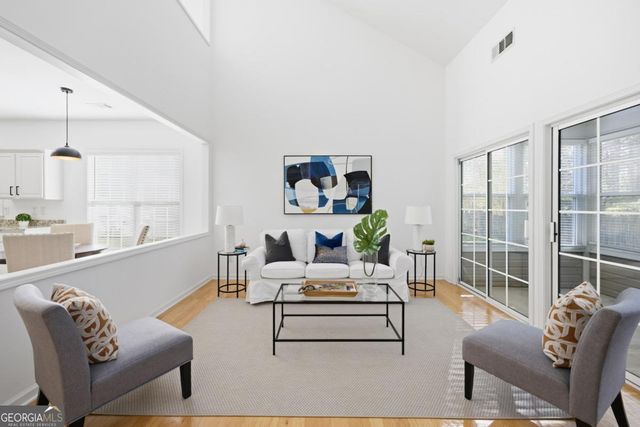 3419 Hampreston Way NW, Kennesaw, GA 30144