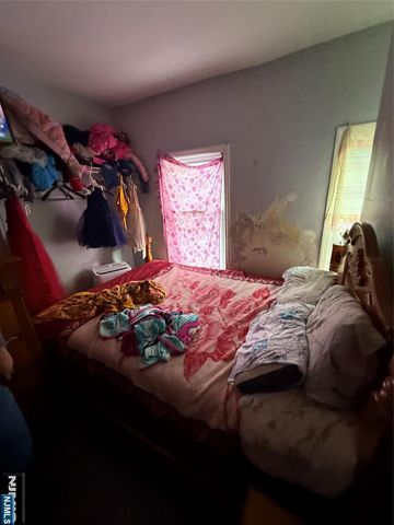 63 Pearl Street, Paterson, NJ 07501