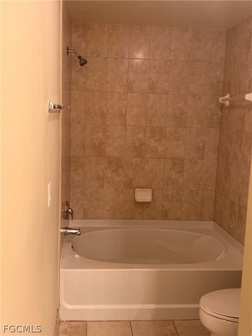 20121 Estero Gardens CIR 103, Estero, FL 33928