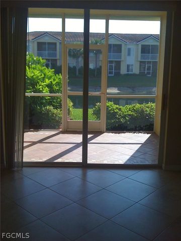 20121 Estero Gardens CIR 103, Estero, FL 33928